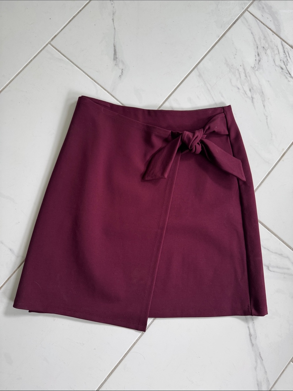 Elegant Wine Bow Front Wrap Skirt - Women